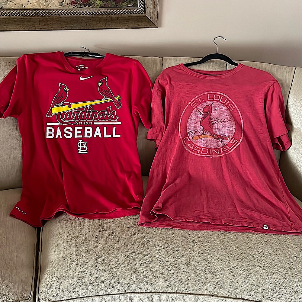 2 Mens large St Louis Cardinals T-shirts